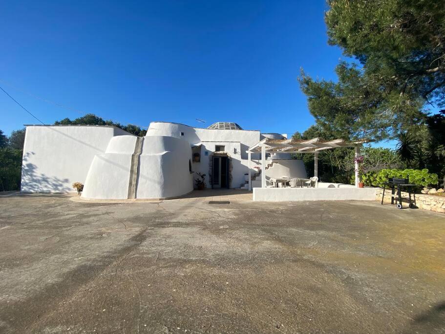 Affittasi Trullo Il Gelso - Ostuni Villa Carovigno Luaran gambar