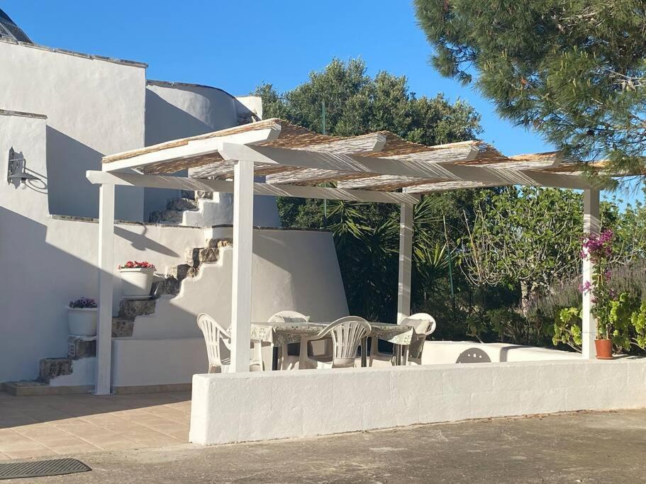 Affittasi Trullo Il Gelso - Ostuni Villa Carovigno Luaran gambar